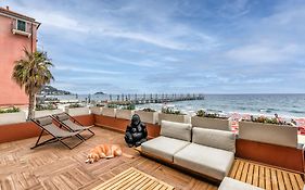 ReMia Suites&Leisure